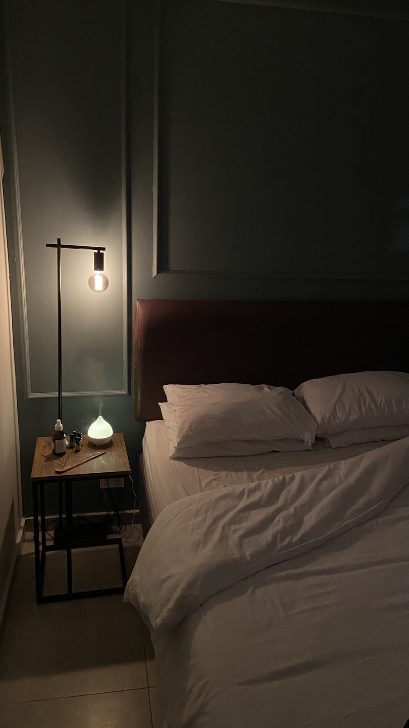 Customer photo review of Slick Black Floor Lamp