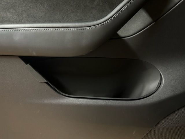 Customer photo review of TPARTS Sillicon Door Side Storage Compartment Set for Model Y（2022-2023）
