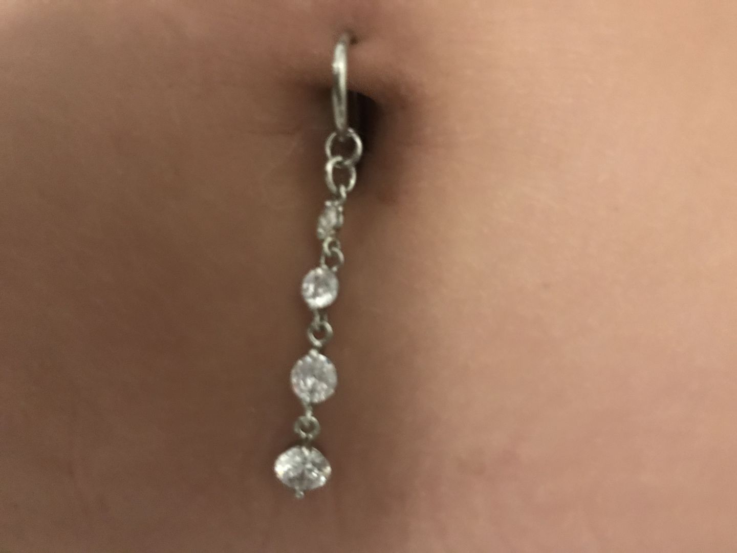 Customer photo review of Faux piercing Ariel