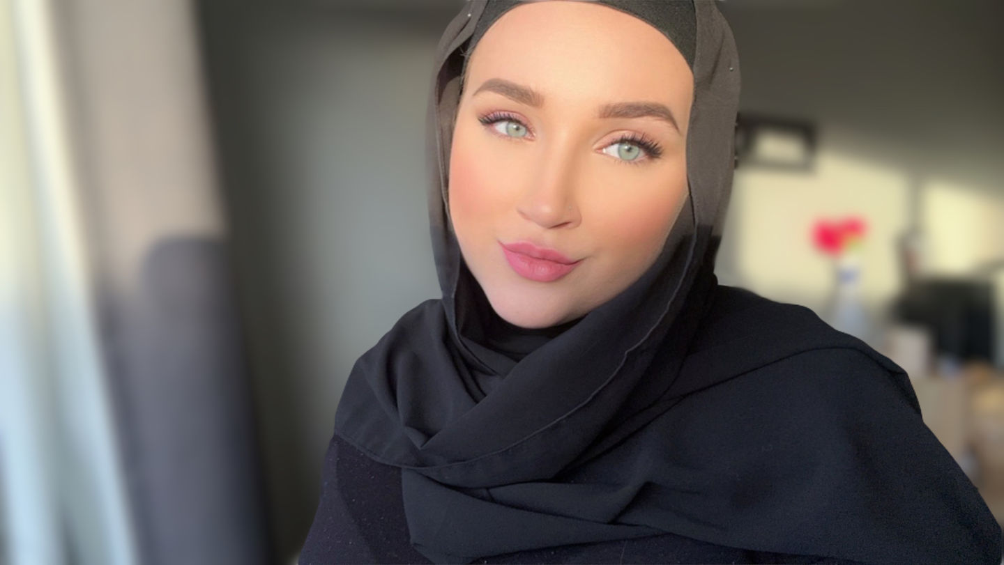 Customer photo review of Essential Chiffon Hijab & Cap - Black