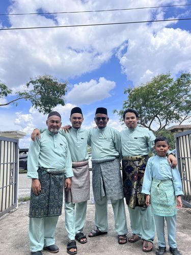 Customer photo review of Baju Melayu Hayder