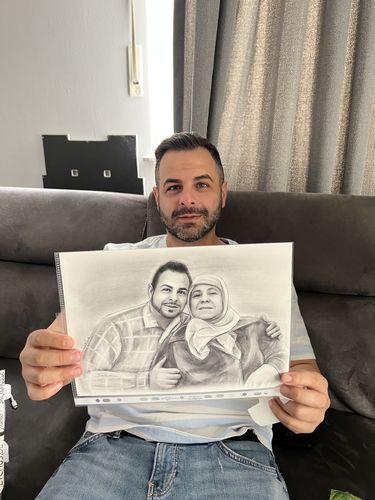 Customer photo review of Portrait zeichnen lassen - Portraitzeichnungen vom Foto bestellen - Auftragsmalerei