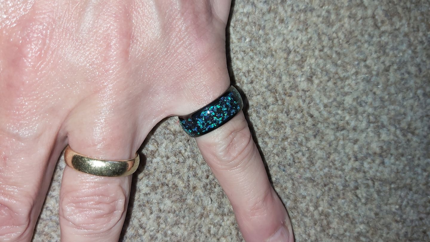 Customer photo review of The Black Opal 8mm Wonder Ring