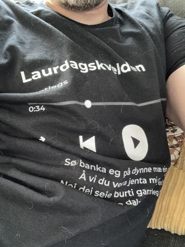Customer photo review of Your Favorite Song T-Shirt Music Player