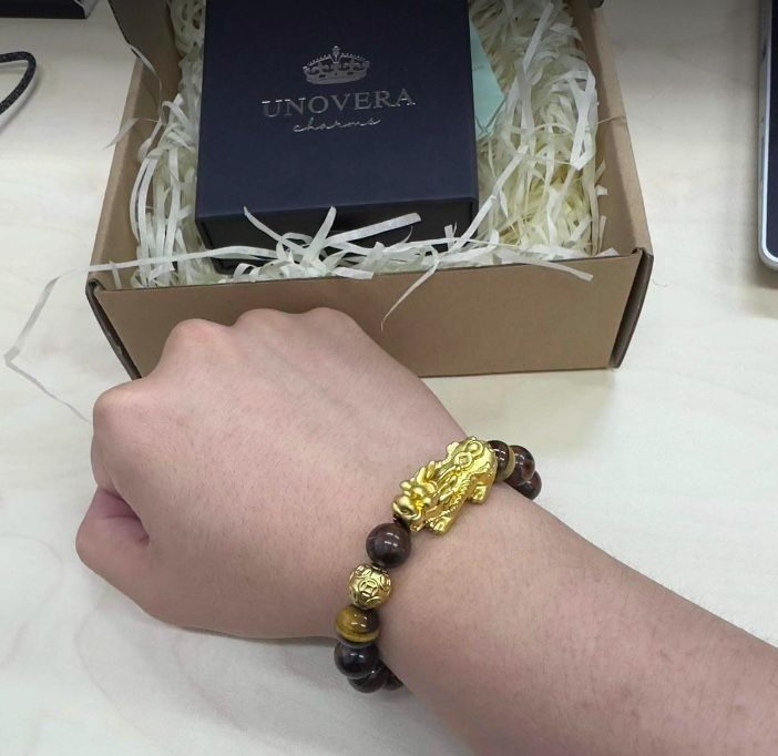 Customer photo review of Tigers Eye with 24K PiYao and Money Ball for Luck-Protection-Wealth