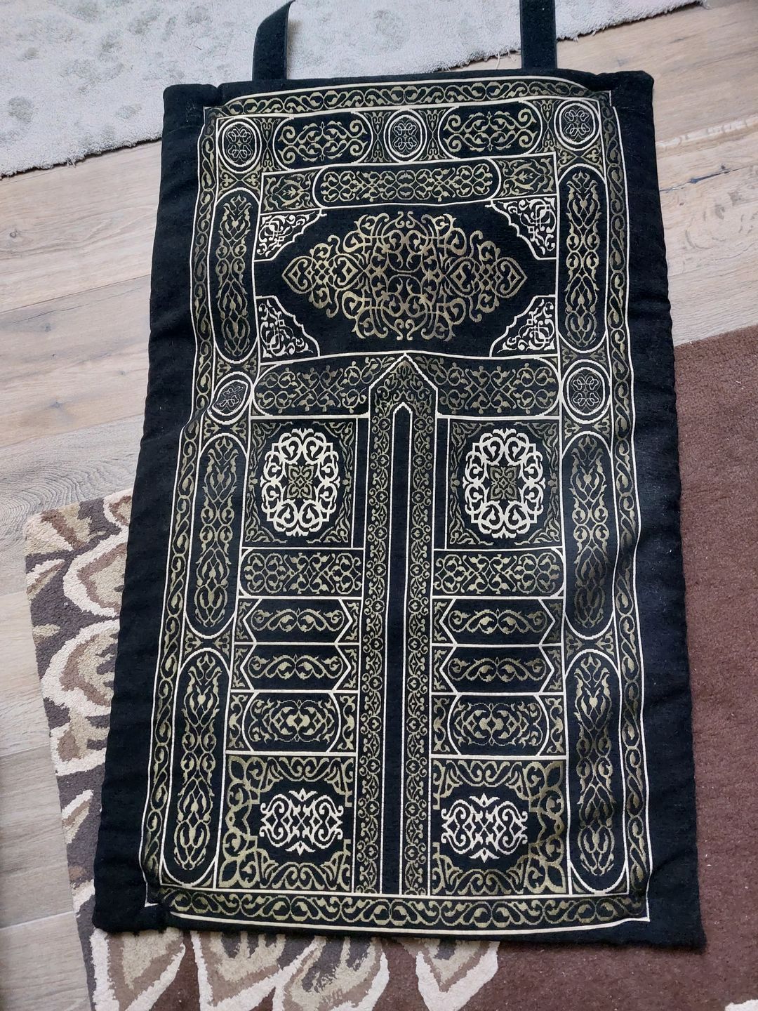 Customer photo review of Memory Foam Portable Prayer Mat