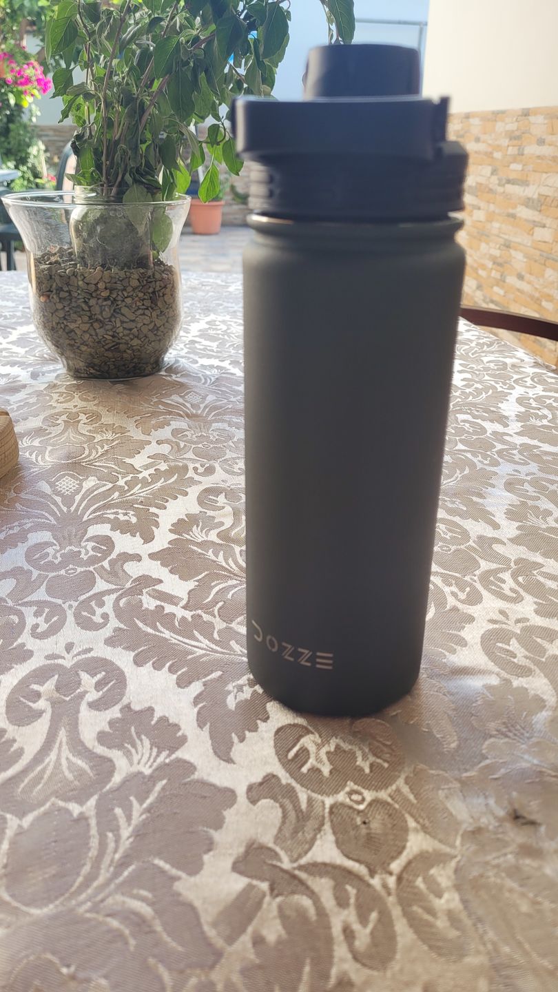 Customer photo review of DOZZE Cruiser Water Bottle