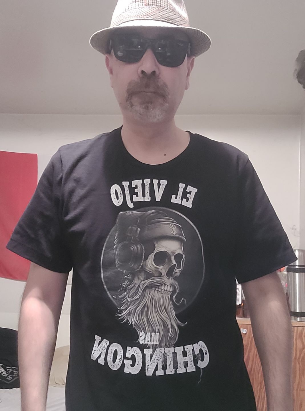 Customer photo review of El Viejo Mas Chingon T-Shirt