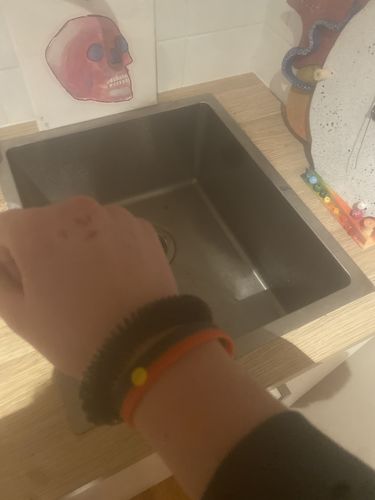 Customer photo review of BLACK Kaiko Wrist Spikey