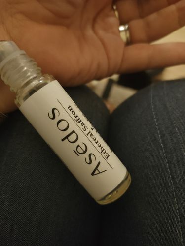 Customer photo review of ETHEREAL SAFFRON PERFUME OIL