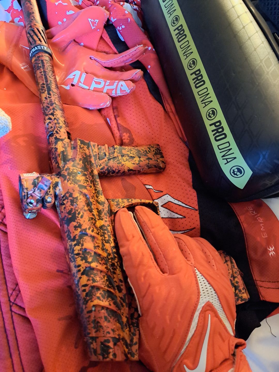 Customer photo review of PRO DNA Universal Tank Case