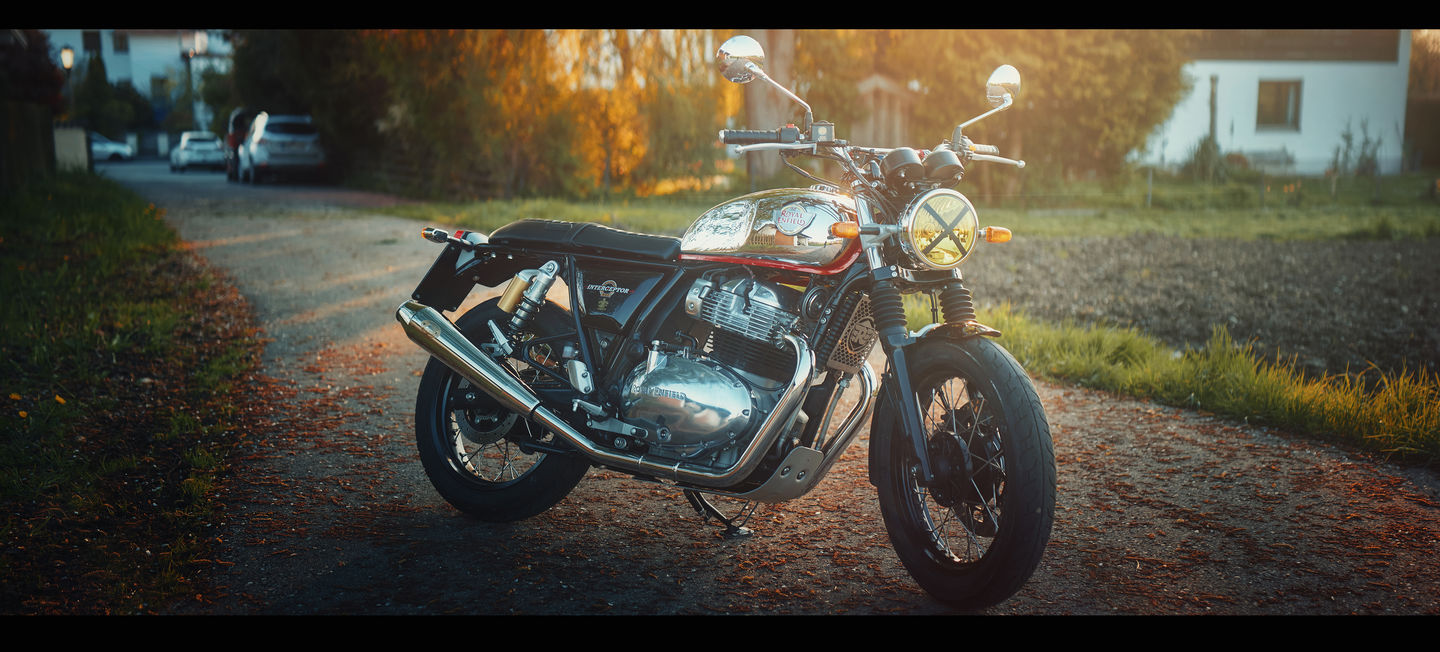 Customer photo review of touring leather seat crafted to fit royal enfield interceptor 650 / gt 650