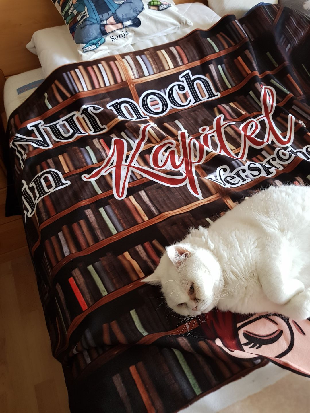 Customer photo review of Buchmädchen - Freunde-Decke