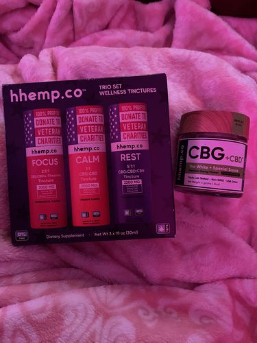 Customer photo review of HH CBG+CBD Immunity Gummies - Mixed Berry (25mg)