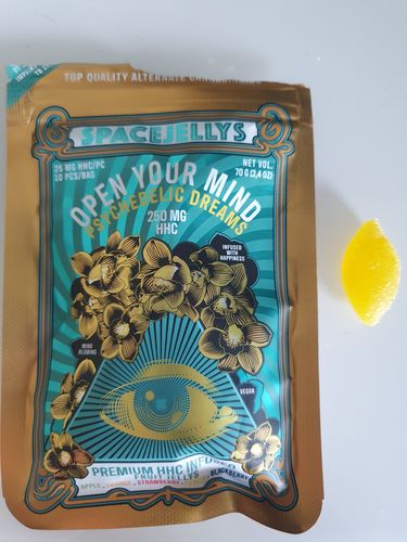Customer photo review of HHC Fruchtgummis - Spacejellys
