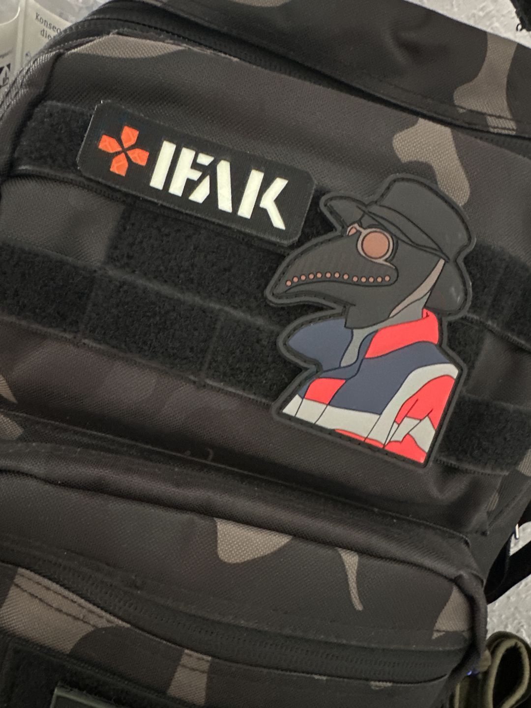 Customer photo review of IFAK MEDIC Lasercut Patch Flour & Reflective