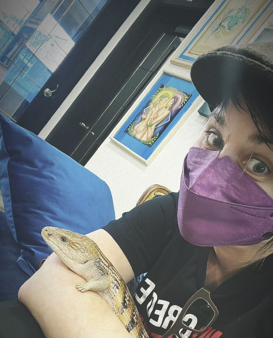 Customer photo review of Kind KN95 Respirator Face Mask: The Rich Collection