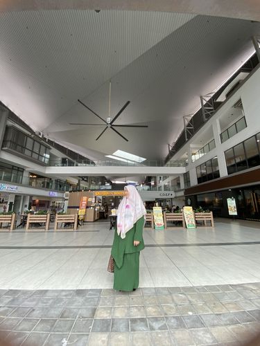 Customer photo review of Kurung Mazna