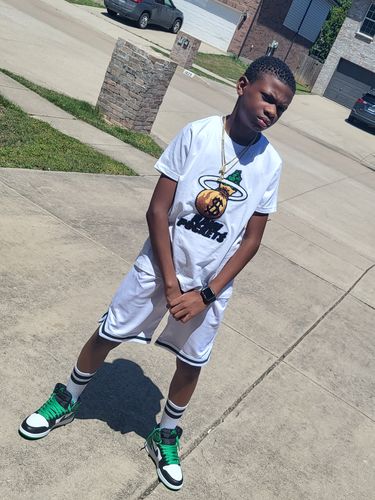 Customer photo review of Kids RAW Pockets Chenille Crew Neck T-Shirts and Mesh Shorts Set