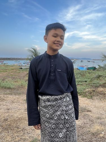 Customer photo review of Baju Melayu Hayder