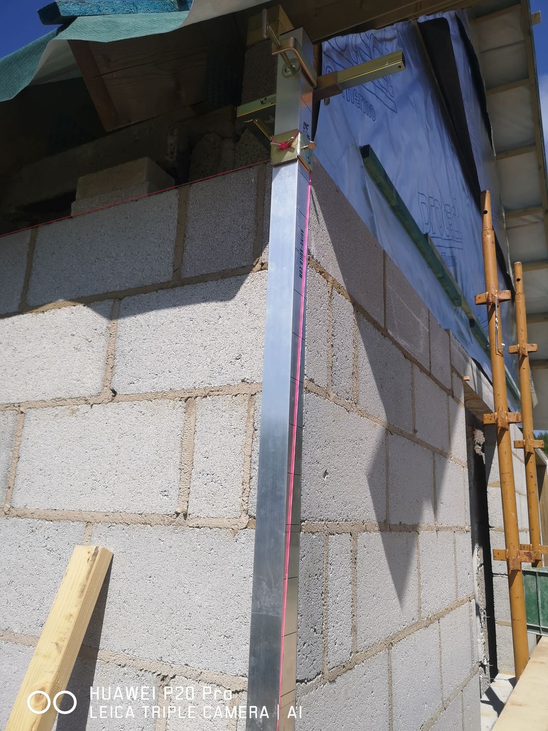 Customer photo review of Gallows Bracket with Timber and Profile Clamps