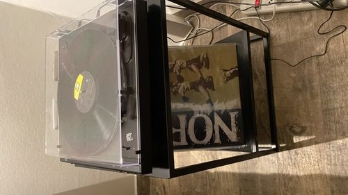 Customer photo review of Porta Vinilos Revista SIMPLE │LUXE Metal BLACK