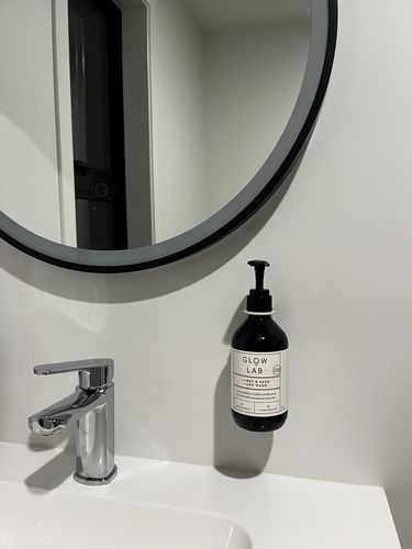 Customer photo review of FOLD Bottle Holder Single