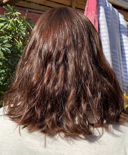 Reseña con foto de un cliente sobre Henna Jamila Hair