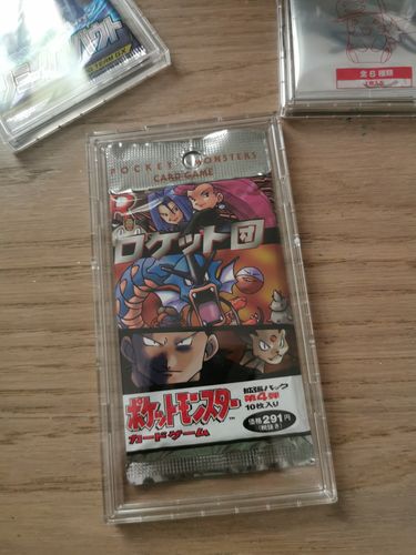 Customer photo review of Booster Pokémon Wizard Team Rocket