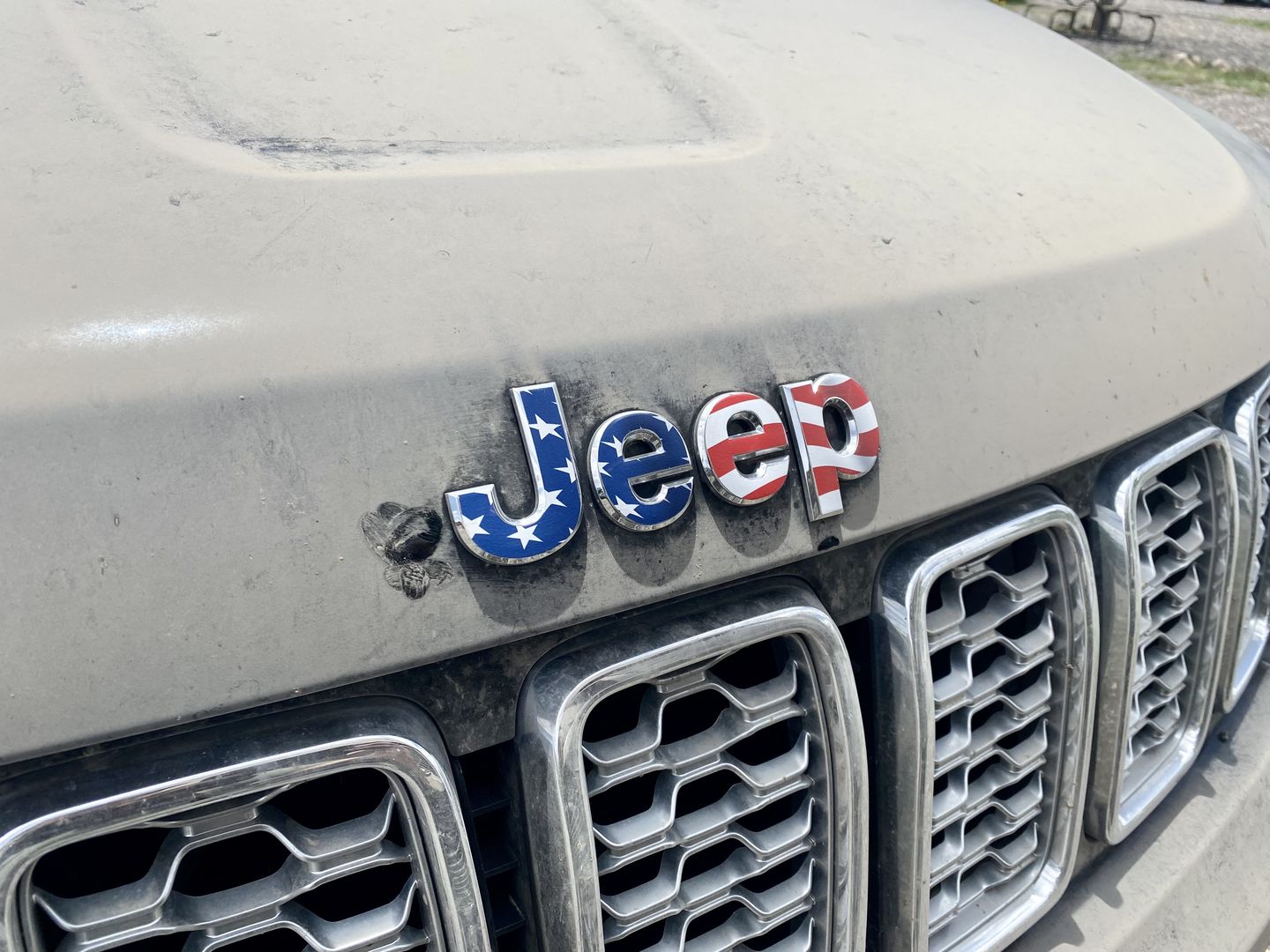 Customer photo review of JEEP Emblem Overlay Decals – American Flag Print | Fits Grand Cherokee, Cherokee, Compass, Renegade, Liberty & Patriot