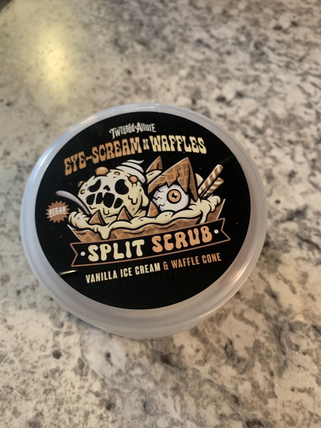 Customer photo review of Eye-Scream n Waffles Split Scrub (ice cream & Waffle cone)