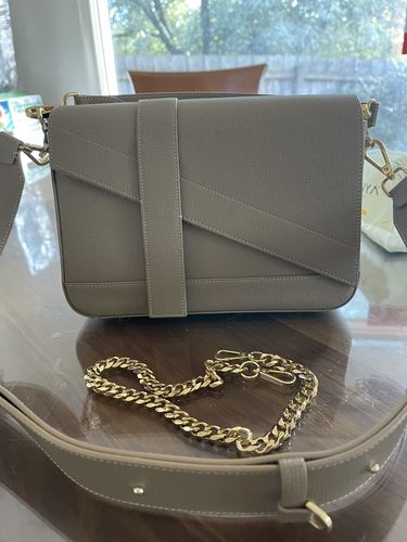 Customer photo review of Iconic Ally - Cappuccino