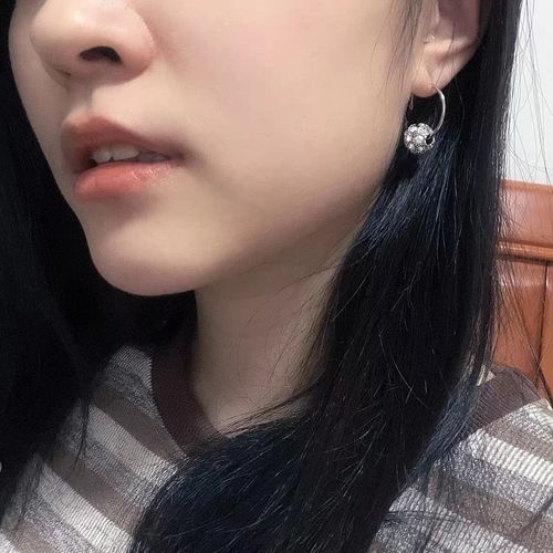 Customer photo review of 【Limited Time Discount⭐Last Day】Lymphatic Drainage Slimming Earrings