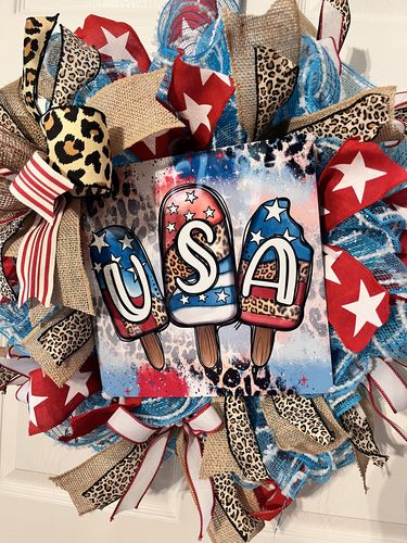 Customer photo review of Wreath Sign, USA Patriotic Sign, 10"x10" Metal Sign DECOE-600, Sign For Wreath, DecoExchange