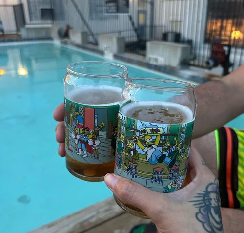 Customer photo review of Pack of 2 x “Moe's Tavern” 16oz glasses