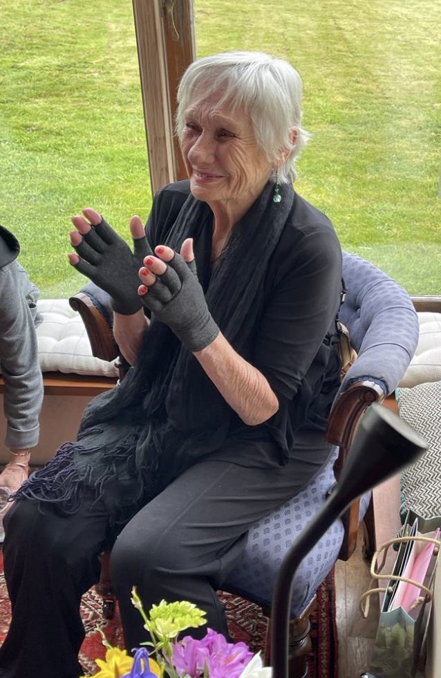 Customer photo review of Gants de compression anti-douleurs