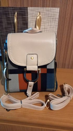 Customer photo review of Aliss תיק גב קטן