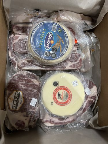 Reseña con foto de un cliente sobre New York Steak