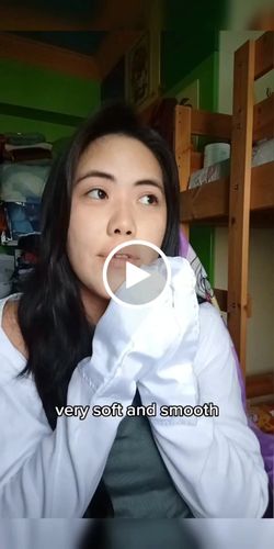 Customer video review of Eczema Scratch Mitten