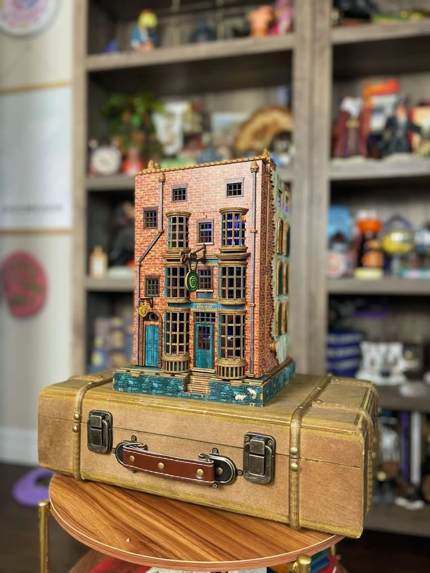 Customer photo review of Ollivanders Wand Shop Pre-Colored Book Nook | LKWood