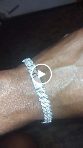 Customer video review of 8mm SouthBeach Diamond Bracelet (White Gold)