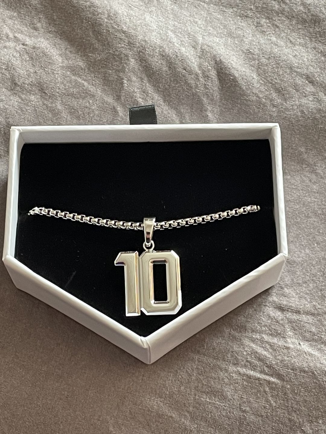 Customer photo review of Box Chain (Silver)