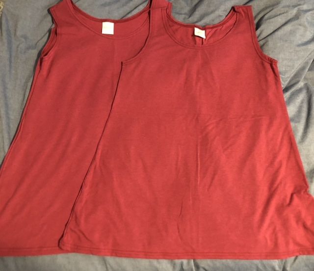 Customer photo review of *Pre-Sale* Flowy Tank - Boxing Day