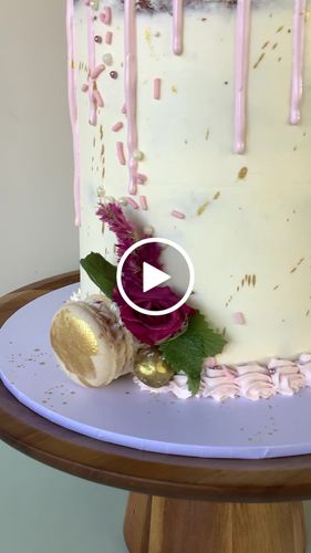 Customer video review of GREEN GODDESS FLOWERFETTI® - Freeze Dried Edible Flower Confetti