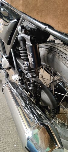 Customer photo review of Amortisseurs TOPLINE GAZ YSS Royal Enfield Interceptor / Continental 650