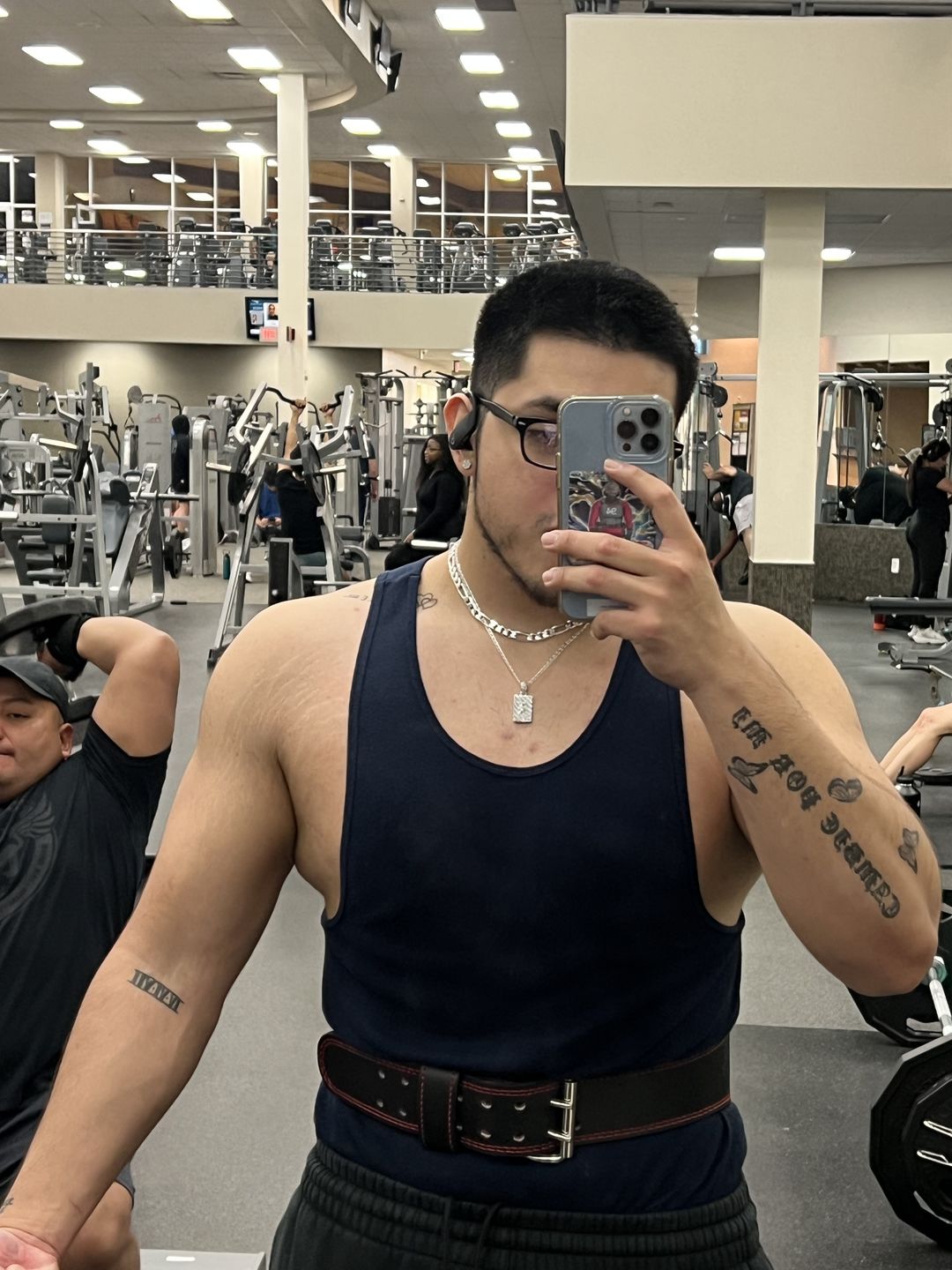 Customer photo review of 3MM STERLING SILVER MARINER CHAIN