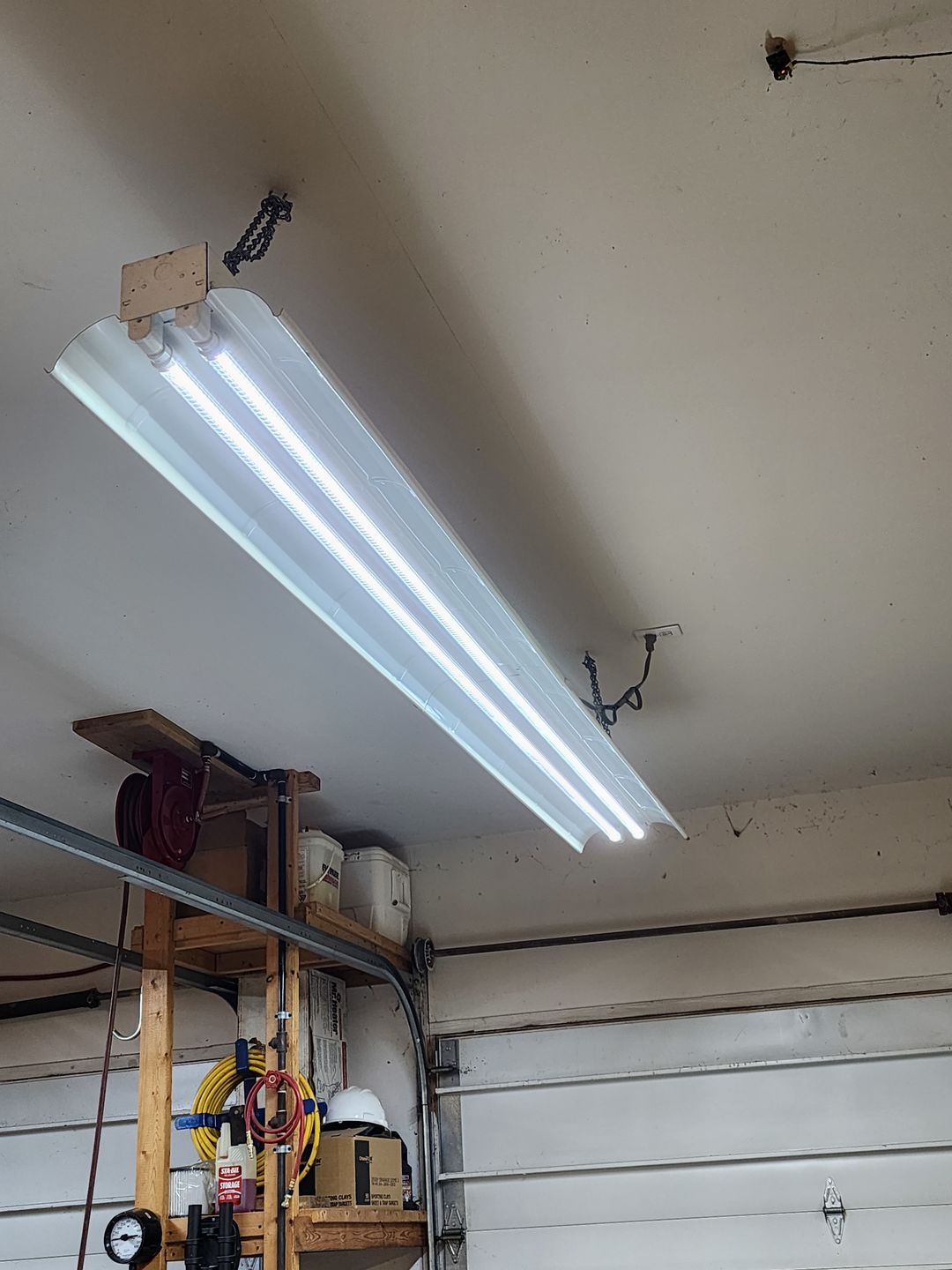 Customer photo review of T8 8ft LED Tube/Bulb - 48W 6720 Lumens 6500K Clear, R17D Base, Double End Power - Ballast Bypass