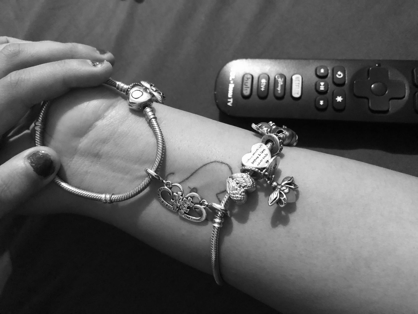 Customer photo review of Charm Corazon de Mejores Amigos