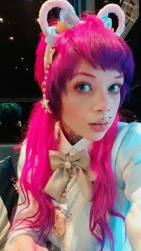 Customer photo review of Clip Ins Extension Straight 27# Strawberry Blonde 12A+ Virgin Human Hair Extension