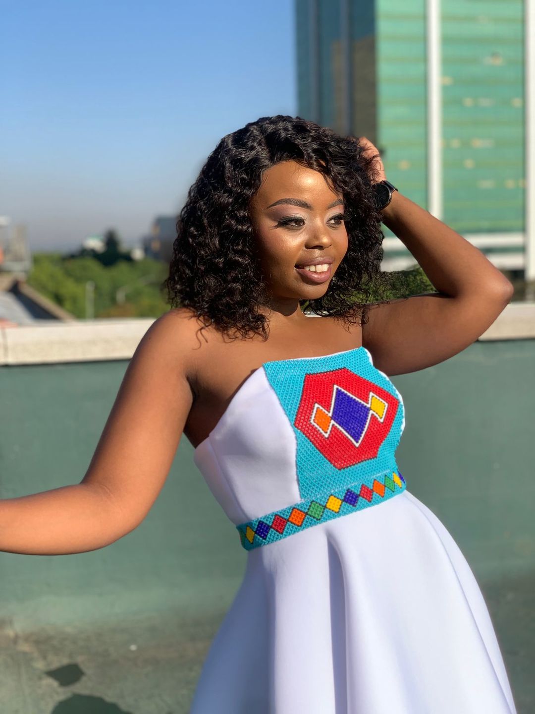 Customer photo review of Gluless Lace Frontal Side Part Curly Bob Wig